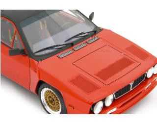 Lancia Rally SE-037 0001 Prototipo 1980 Rosso Laudoracing 1:18 Resinemodell (Türen, Motorhaube... nicht zu öffnen!)